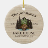 レイクハウスウッドをテーマにしたファミリー名パーソナライズされた セラミックオーナメント (裏面)