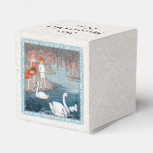 レイクブルー食べ物を与えフレームで子供の白鳥のグループ フェイバーボックス (裏面サイド)