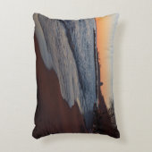 レイクミシガン北岸ミルウォーキー夜明け アクセントクッション (正面(垂直))