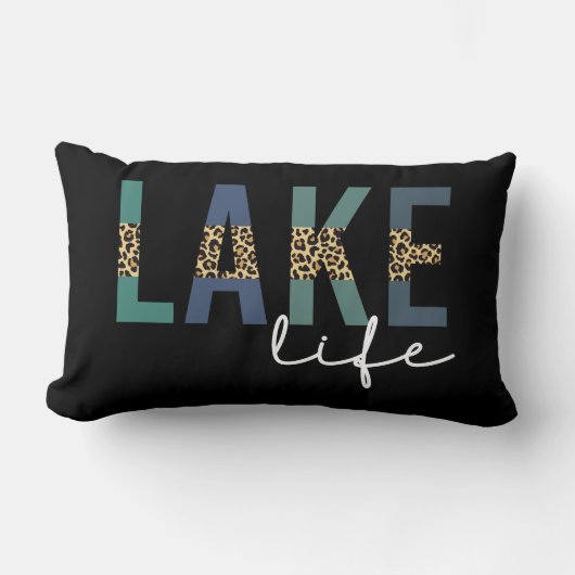 レイクライフチエタプリントタイポグラフィ ランバークッション (正面)