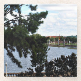 レイクランドのレイク鏡越しに見る ガラスコースター