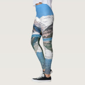 レイクルイズ湖での反射 – Banff NP，カナダ レギンス (左)