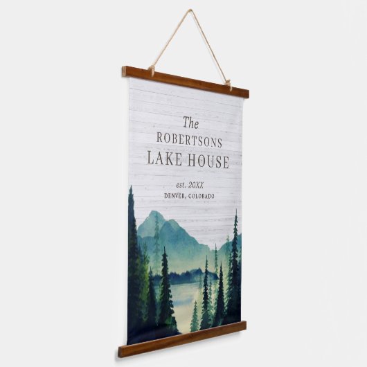 レイク素朴ハウス |ファミリ名 吊り下げ型タペストリー (傾斜あり)