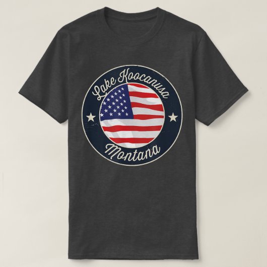 レイク・クーカヌサ - 愛国的なモンタナ州のお土産Tシャツ Tシャツ (デザイン正面)