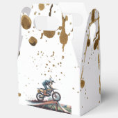 レイサーを改造：バイク誕生日Bash フェイバーボックス (見開き)