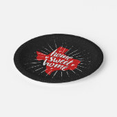 レイダーレッド&ブラックホームスイートホーム – テキサス州 ペーパープレート (アングル)