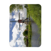 レイデンの東にある運河に沿った風車 マグネット (縦)