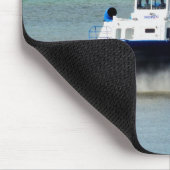 レイドに到着するホバークラフト マウスパッド (コーナー)