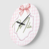 レイニーパーソナライズされたベビーガール子供部屋ボウ&ギンガム ラージ壁時計 (傾斜)