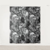 レイベンの秘密。暗くて陰気なゴシック様式のイラストレーション タペストリー (正面)