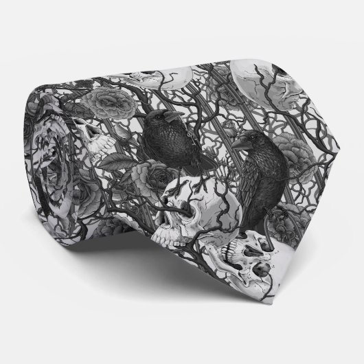 レイベンの秘密。暗くて陰気なゴシック様式のイラストレーション ネクタイ (ロール)