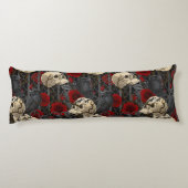 レイベンの秘密。暗くて陰気なゴシック様式のイラストレーション ボディピロー (裏面)