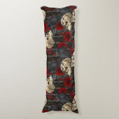 レイベンの秘密。暗くて陰気なゴシック様式のイラストレーション ボディピロー (正面縦)