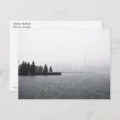 レインのトロント港のスカイライン ポストカード (正面/裏面)