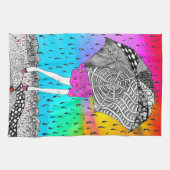 レインキッカラフルタンタオルに身を包むかわいい女の子 キッチンタオル (横)