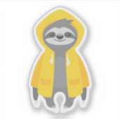 レインコートを着たかわいいナマケモノ シール (正面)