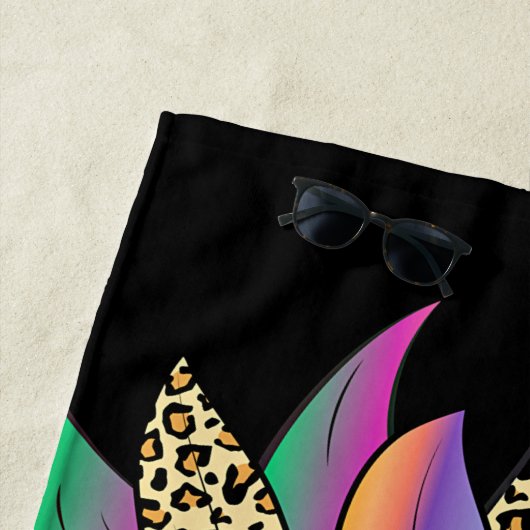 レインボーとヒョウの印パーソナライズされた刷 ビーチタオル (インサイチュ)