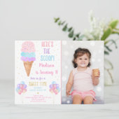 レインボーアイスクリームこちらスクープ誕生日 招待状 (スタンド正面)