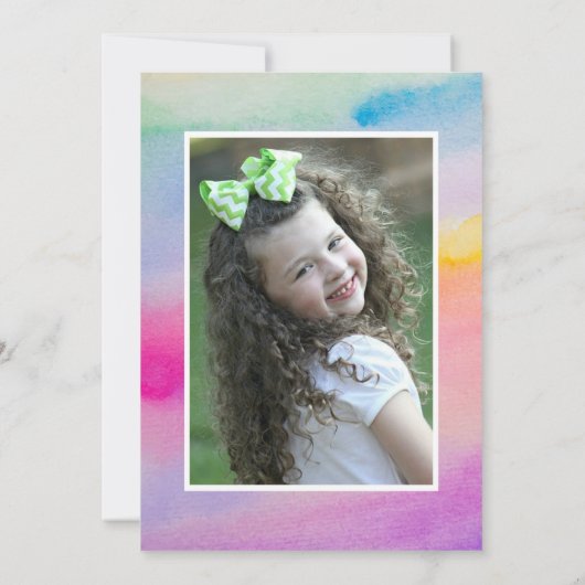 レインボーウォーターカラーピンクボウガール誕生日写真 招待状 (裏面)