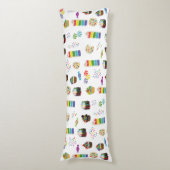 レインボーカラフルケーキのデザート&ふりかけパターン ボディピロー (正面縦)