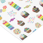 レインボーカラフルケーキデザート振りかける誕生日 ロングテーブルランナー (コーナー)