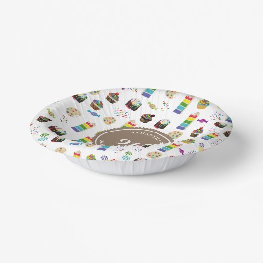 レインボーカラフルケーキ振りかける誕生日パーティー ペーパーボウル (傾斜あり)