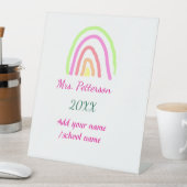 レインボーカラフルストライプ先生名の年を追加 台座サイン (インサイチュ)