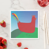 レインボーカラフルテールを丘に着けた赤いオンドリ スタンダードランチョンナプキン (インサイチュ)