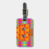 レインボーカラフルバックグラウンド上のロボットスカル ラゲッジタグ (正面縦)