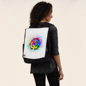 レインボーカラフルバラ バックパック (着用)