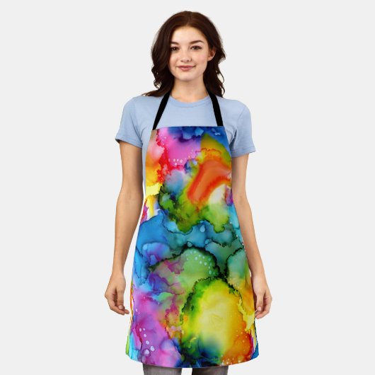 レインボーカラフル抽象芸術絞り染め エプロン (着用した状態)