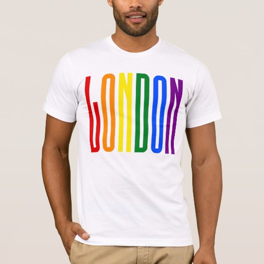 レインボーカラフル文字LGBTQロンドンゲイプライドLGBT Tシャツ (正面)