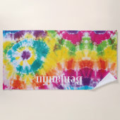 レインボーカラフル絞り染め名前をカスタムする ビーチタオル (正面)