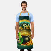 レインボーカラフル金ゴールドサンパトリックの日 エプロン (着用した状態)
