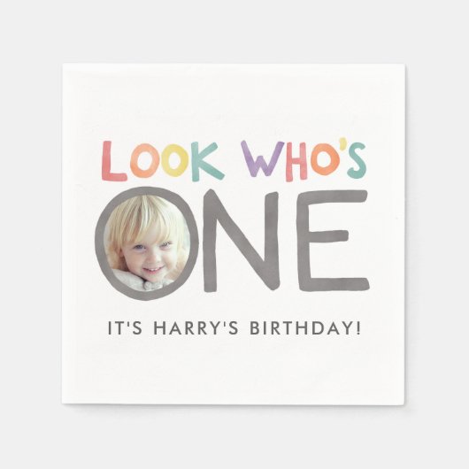 レインボーカラフル1歳の誕生日フォトナプキンス スタンダードカクテルナプキン (正面)