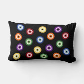 レインボーカラーの邪悪な目ブラックランバーピロー ランバークッション (裏面)