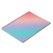 レインボーカラーを使用したグラデーション ノートブック (左側)