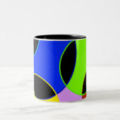 レインボーカラーズサークルデザイン ツートーンマグカップ (中央)