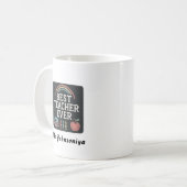 レインボークレヨンアップルブラックバッジ最高の先生 コーヒーマグカップ (正面左)