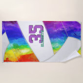 レインボーグラディエントガールズスポーツバレーボール ビーチタオル (正面)