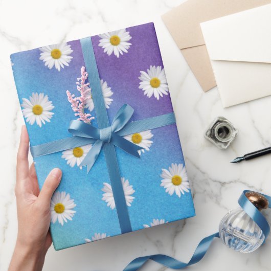 レインボーグラデーションの白いデイジー ラッピングペーパー (ギフト)