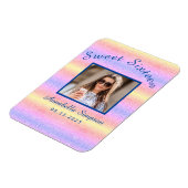 レインボーグリッタースイート16誕生日セーブザデート マグネット (左側)