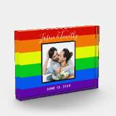 レインボーストライプのゲイプライドカップル結婚の写真 フォトブロック (左)