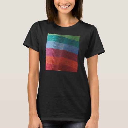 レインボーストライプズ Tシャツ (正面)