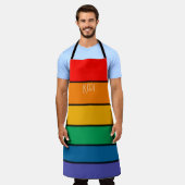 レインボーストライププライドフラグLGBTQモノグラム - 名前 エプロン (着用した状態)