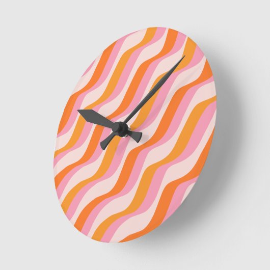 レインボースワールピンクオレンジ抽象芸術レトロサンシャイン ラウンド壁時計 (傾斜)
