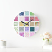レインボータイルの正方形パターン ラージ壁時計 (ホーム)