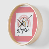 レインボーデザイン壁時計と美しいブリジット。 壁時計 (傾斜)