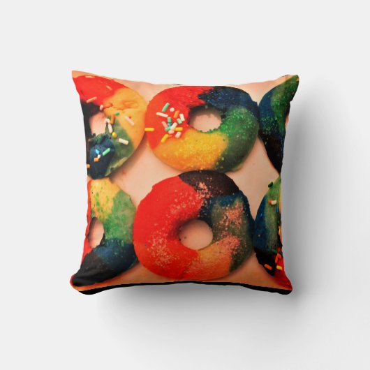 レインボードーナツ クッション (正面)