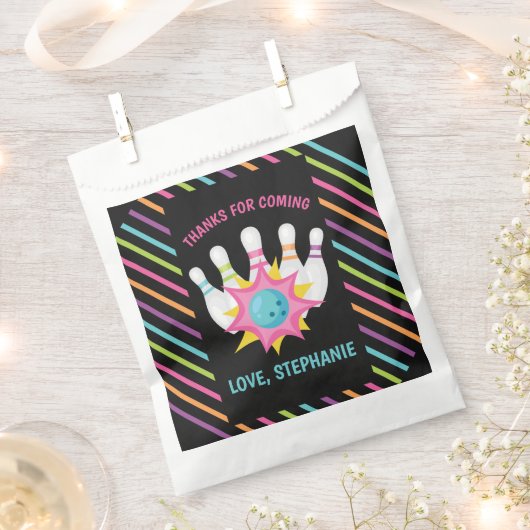レインボーネオンボーリングバースデーパーティーありがとう フェイバーバッグ (クリップ留めされた状態)